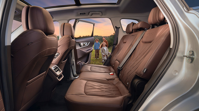 Эти российские машины заменят Chery? Вывески Tenet появились в дилерских центрах Chery